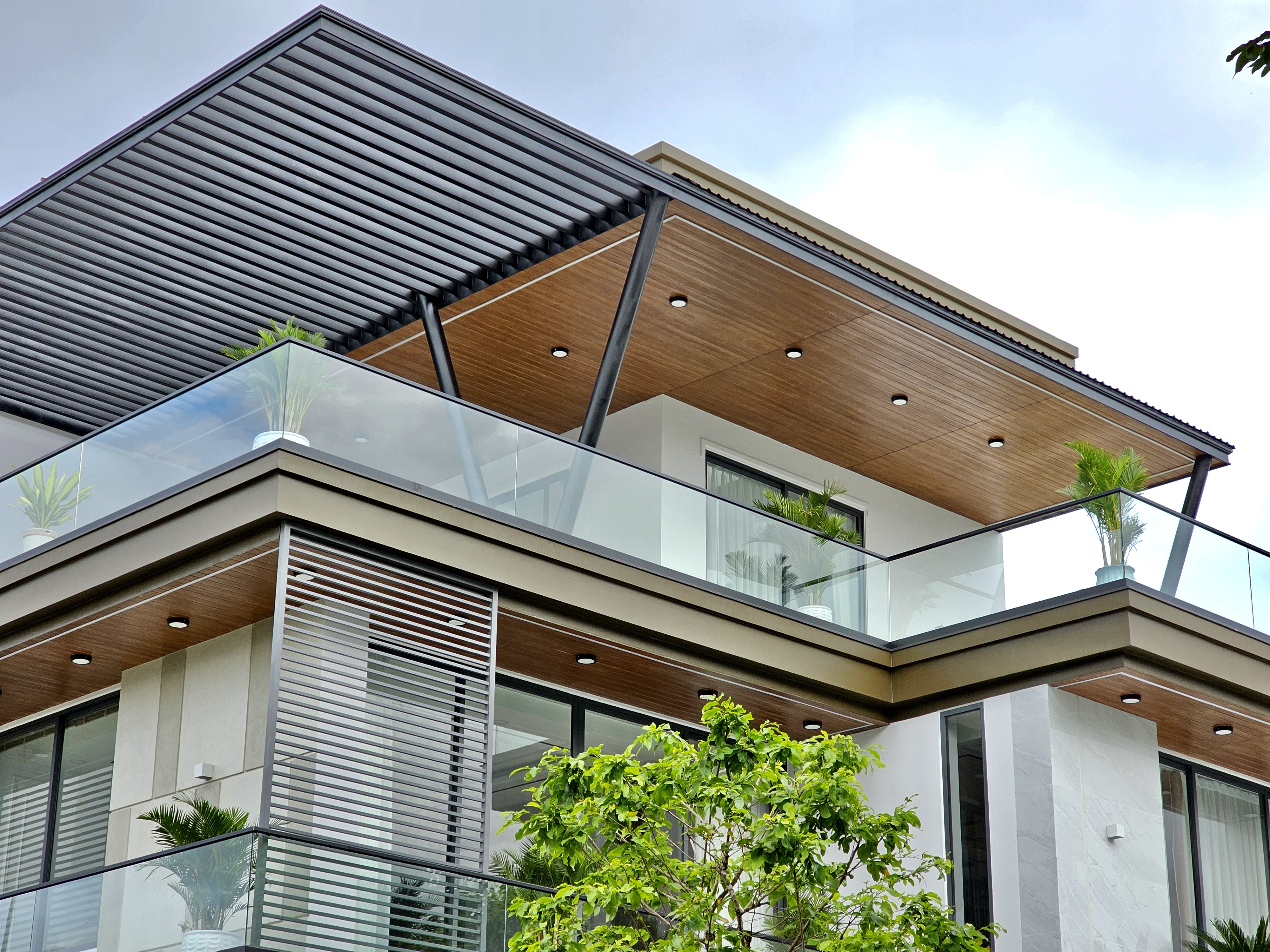 Hệ mái che Canopy